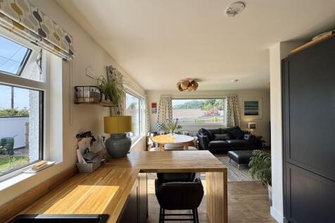 Breakfast Bar