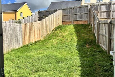 Enclosed garden