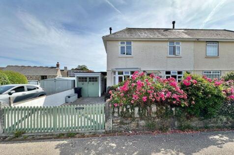 Attractive frontage
