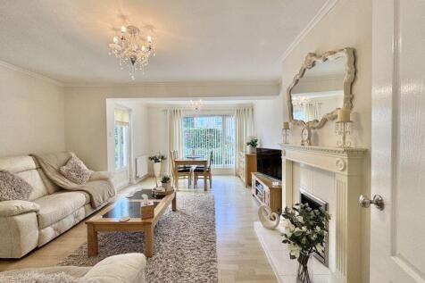 Living / Dining Room