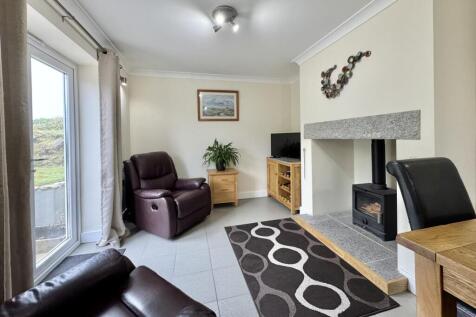 Kitchen / Dining / Snug