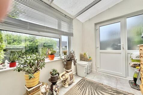 Sun Room / Extension
