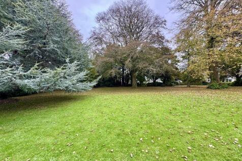 Communal Grounds