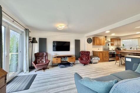Living / Dining Room