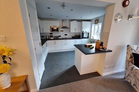 Communal Kitchen
