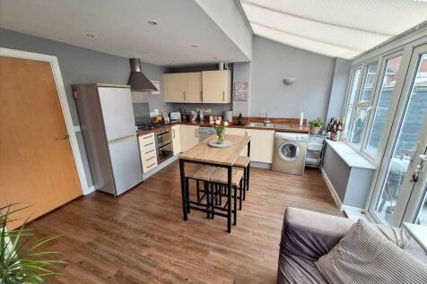 Kitchen/Ding Room
