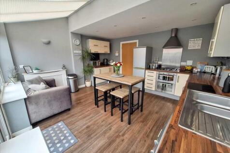 Kitchen/Ding Room