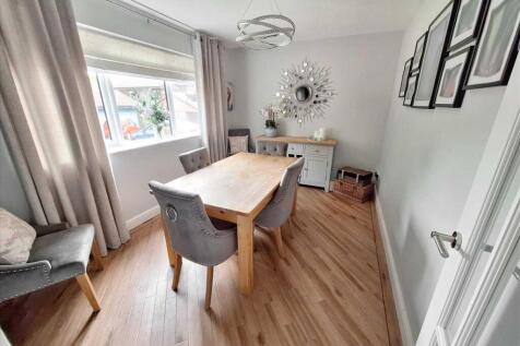 Dining Room/Family