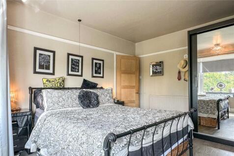 Bed 1