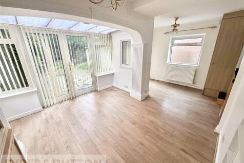 Dining/Sitting Room