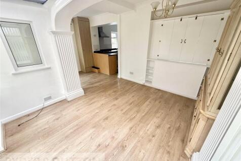 Dining/Sitting Room