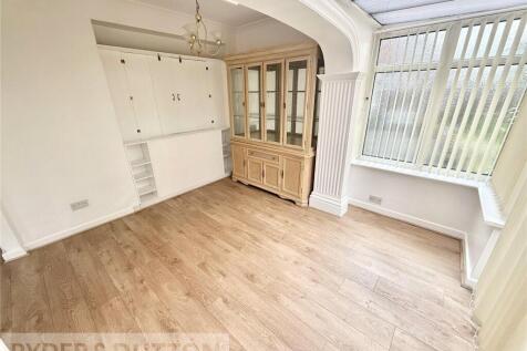 Dining/Sitting Room