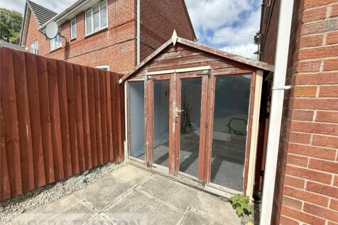 Summer House / Shed