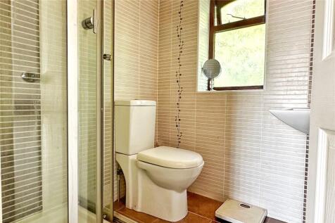 En-Suite To Bed 1