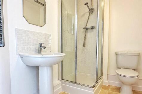 En-Suite To Bed 1