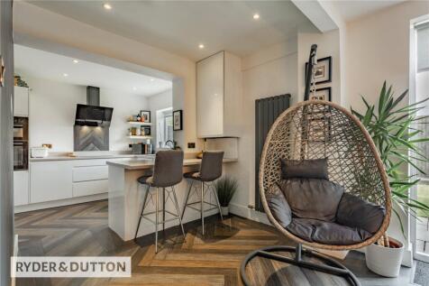 Dining/Kitchen