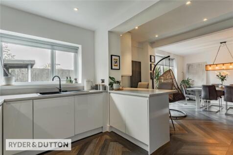 Dining/Kitchen