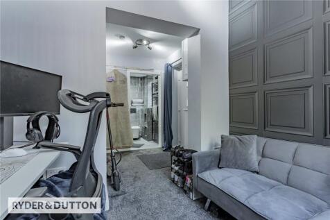 Sitting Room/Bed 4