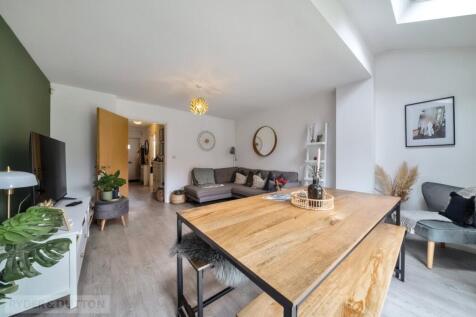 Lounge/Diner
