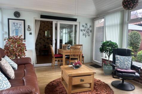 Conservatory/Sitting
