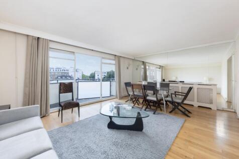 Clifton Place F14...