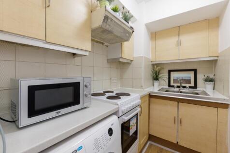 Park West 443A (0...