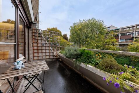 Kendal Steps 29 (...