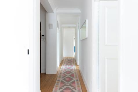 Connaught Court F...