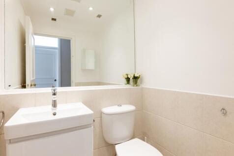 Porchester Place ...