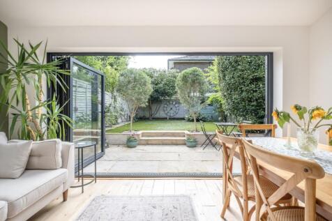 102-Dover-House-R...