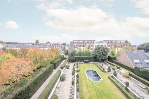 9-Roehampton-Hous...