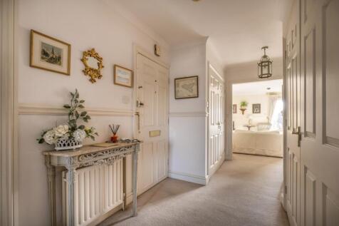 Flat-16-Hawthorn-...