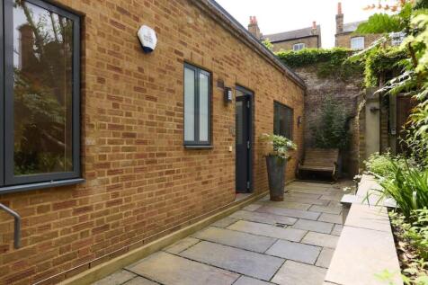 b1db8546-0008-4b-...