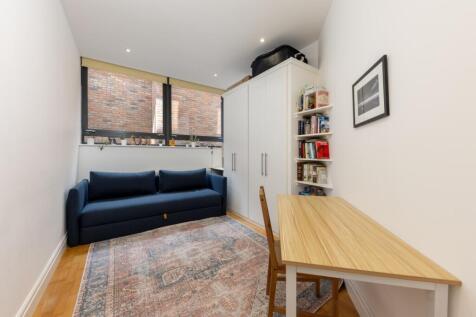 Cube House 18 (10...
