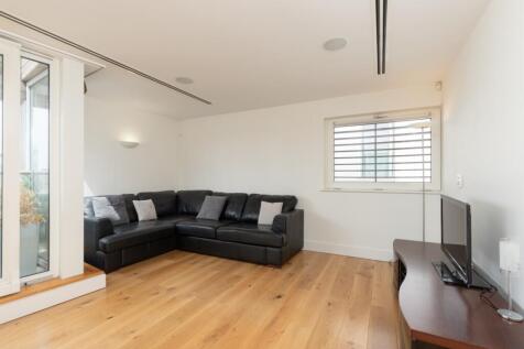 Axis Court 33 - rec