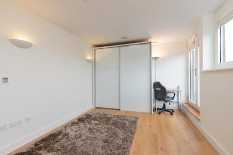 Axis Court 33 - bed3