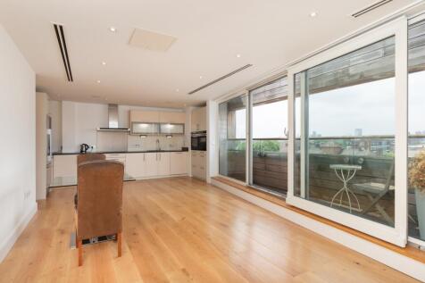 Axis Court 33 - din3