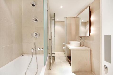 Bathroom (2)_low