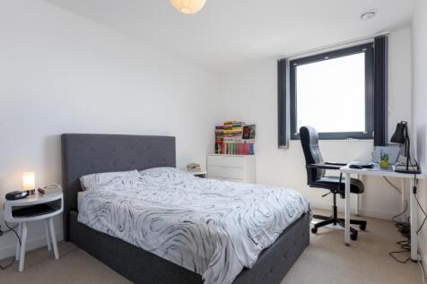 Hepburn House F2 ...