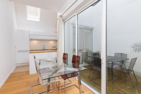 Curlew Street 26 ...