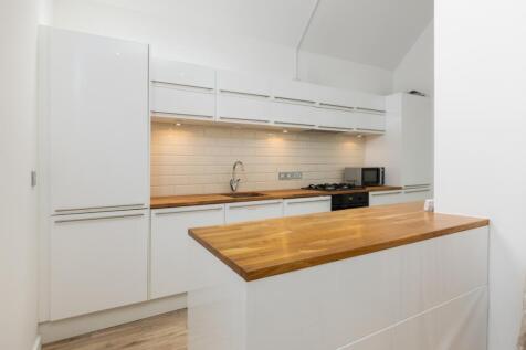 Curlew Street 26 ...