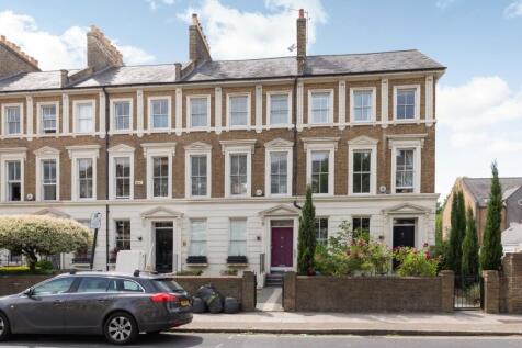 Trafalgar Avenue ...