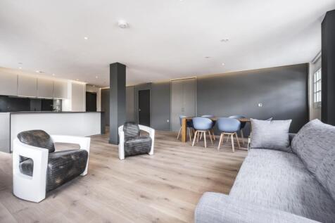 Lounge 4