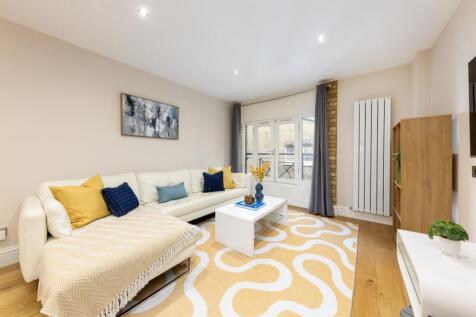 Lion Court F2 (10...