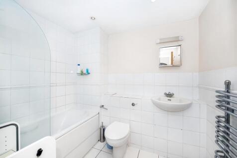 Bathroom (3)