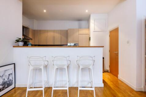 Boss House F25 (6...