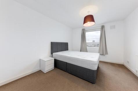 Stangate Flat 52 ...