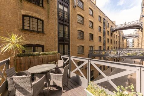 Butlers Wharf Bui...