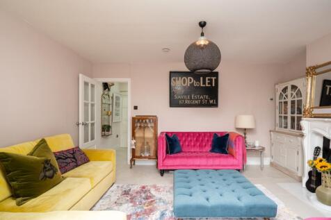 Ratcliffe House 7...