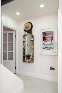 Ratcliffe House 7...